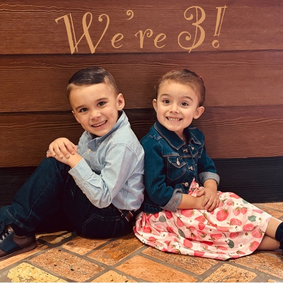 Kayla Howard - Picture 15 of 16